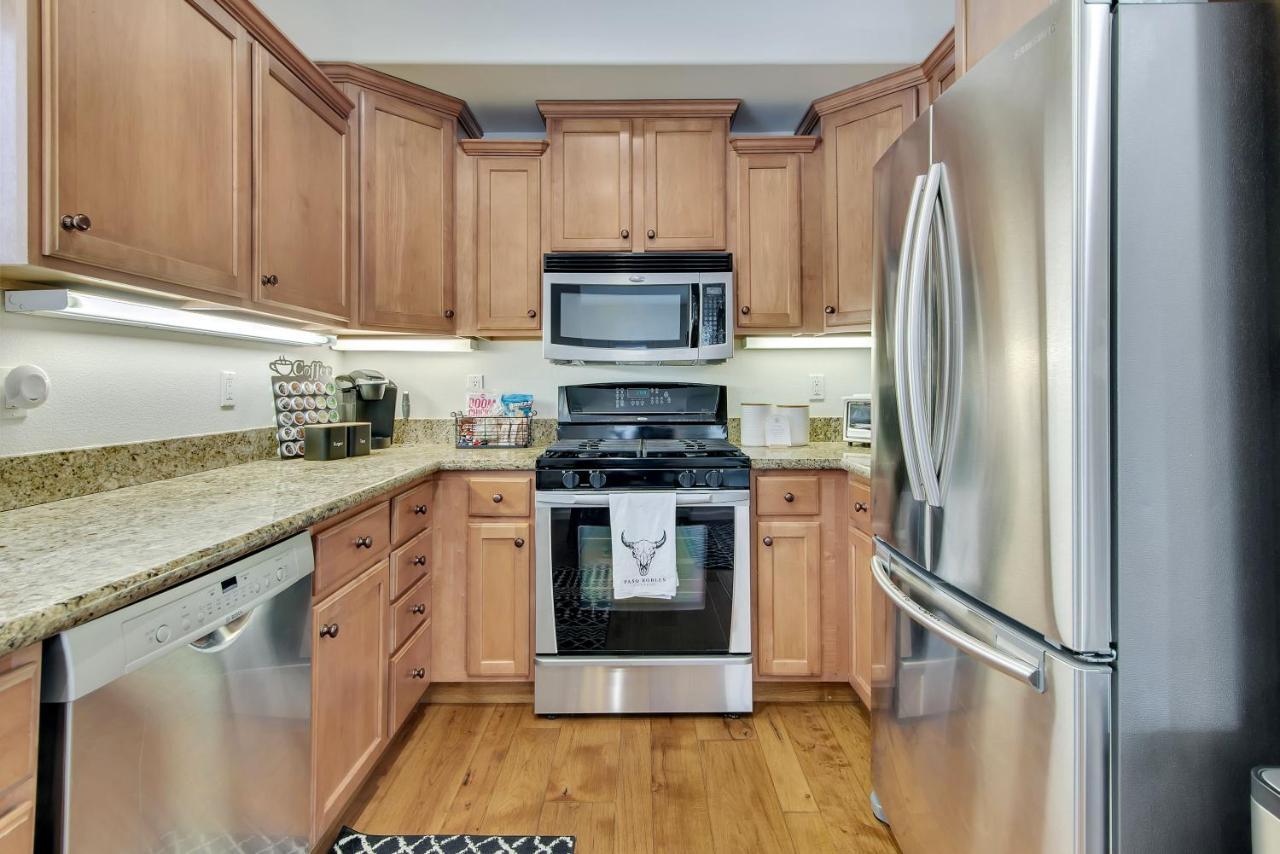 Downtown Paso: Sip N Sleepz 3 Bed/2.5 Bath Villa Paso Robles Kültér fotó